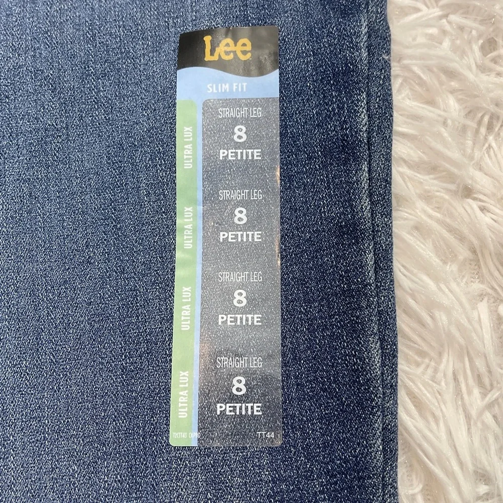 Lee WOMENS Classic Straight MID SLIM FIT Blue Jeans SIZE 8 Petite DENIM NWT